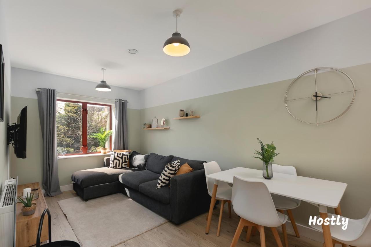Wesley Gate Apartments - By Hostly Reading Dış mekan fotoğraf