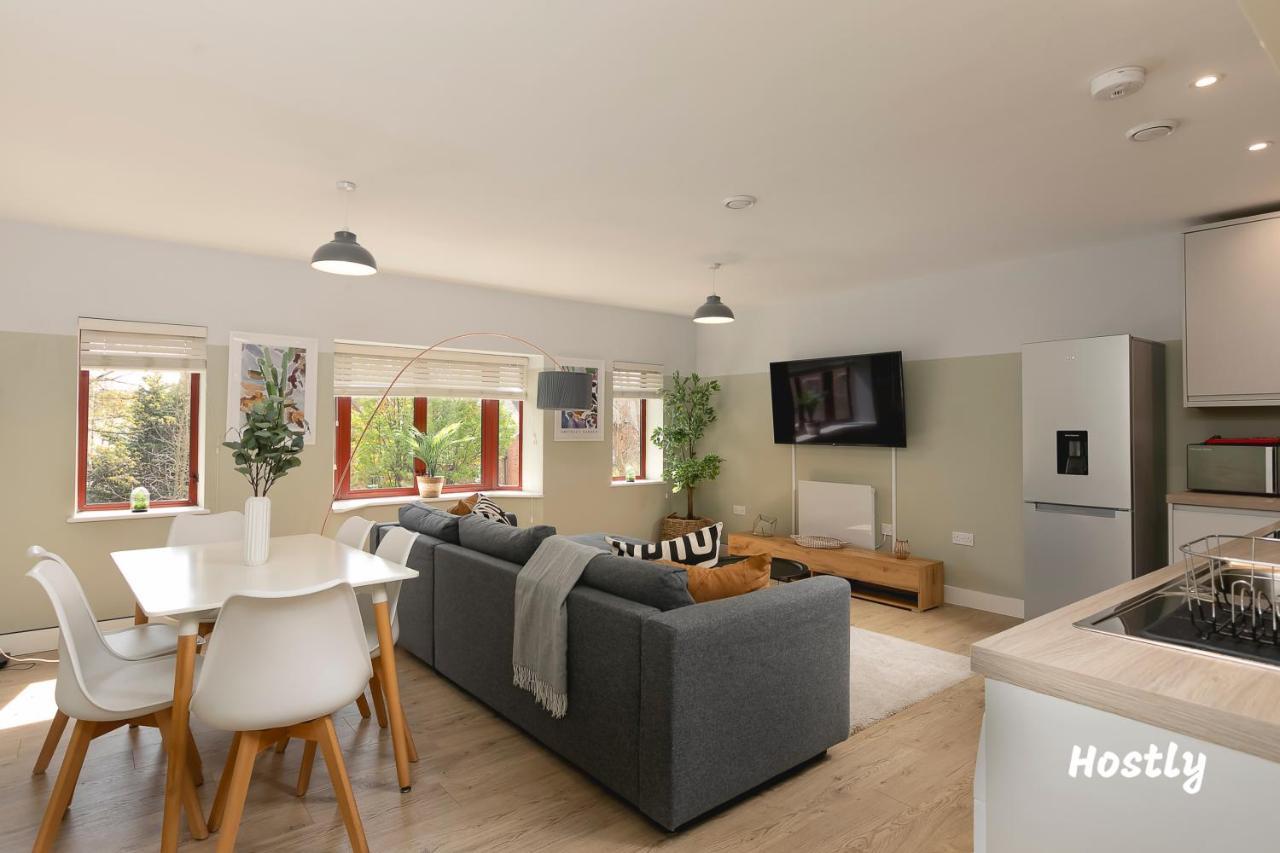 Wesley Gate Apartments - By Hostly Reading Dış mekan fotoğraf